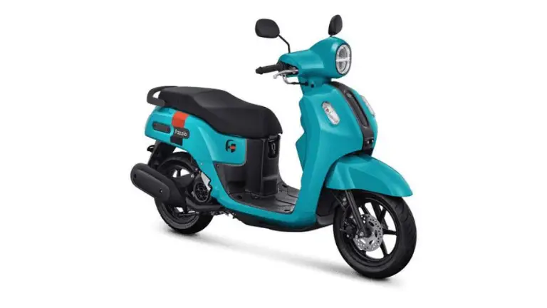 Yamaha Fazzio 125 green color scooter rental in Uluwatu